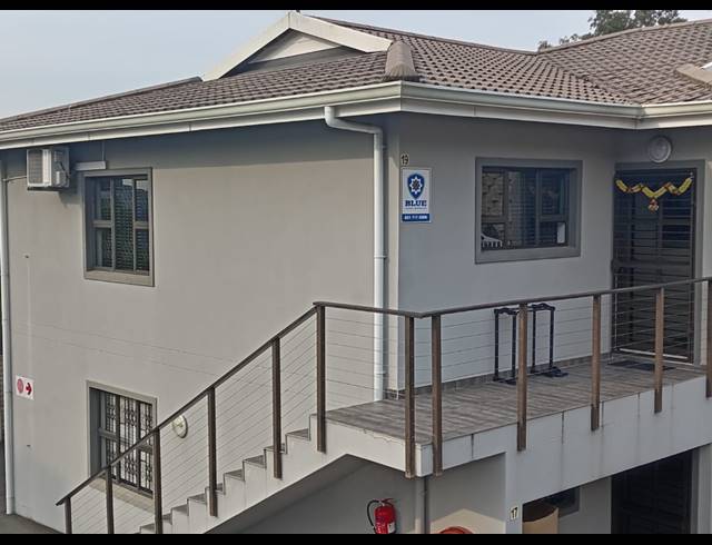 2 BEDROOM APARTMENT FOR SALE IN QUEENSBURGH CENTRAL